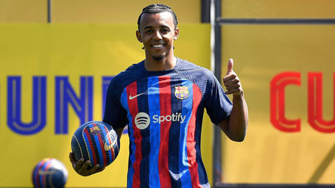 Barca gia hạn với Kounde tới năm 2030